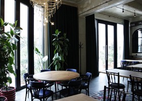 吉尼松(宁波)餐饮管理有限公司